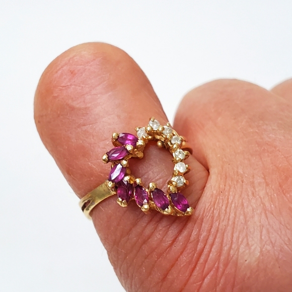 Heart 14k Yellow Gold Ring Diamond & Sapphires Ring 4 gram SZ -7 resizable - Picture 6 of 15